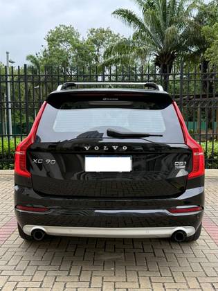 VOLVO XC90 2.0 D5 DIESEL MOMENTUM AWD GEARTRONIC